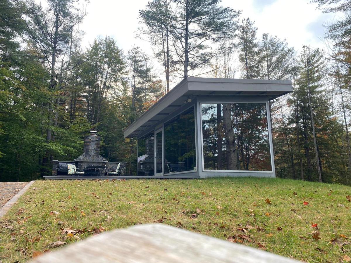 Vermont Mirror House Βίλα Guilford Εξωτερικό φωτογραφία